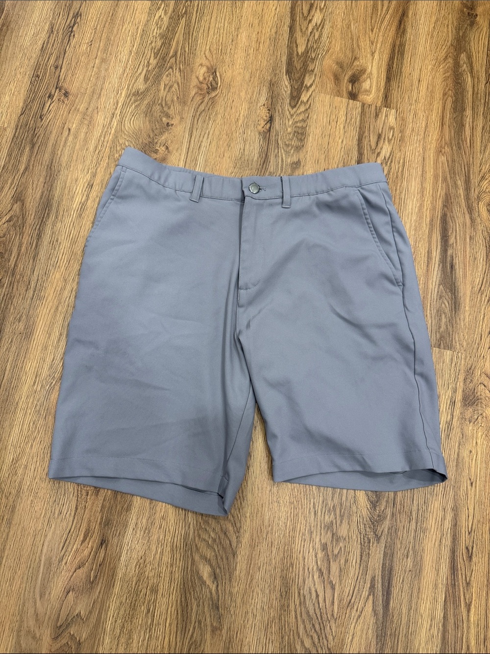 Kirkland Signature Flat-Front Shorts in Light Gray